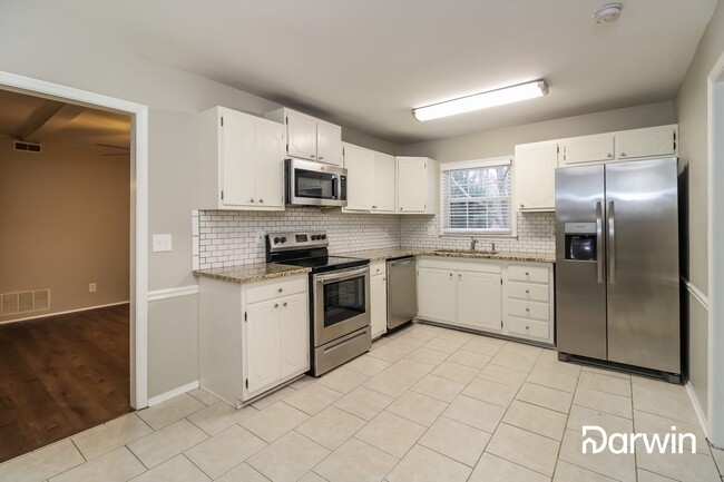 Building Photo - 5411 Amberhill Drive, Greensboro, NC 27455