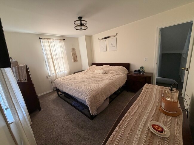 Foto del edificio - 8638 260th St