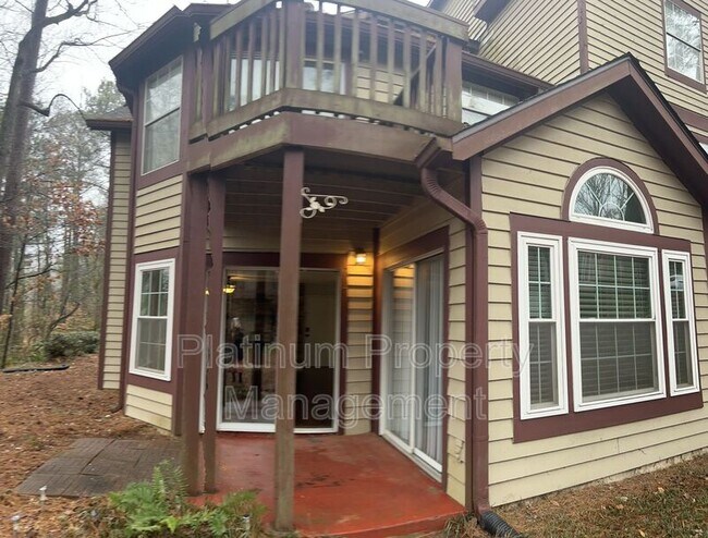 Building Photo - 320 Hawkstone Way