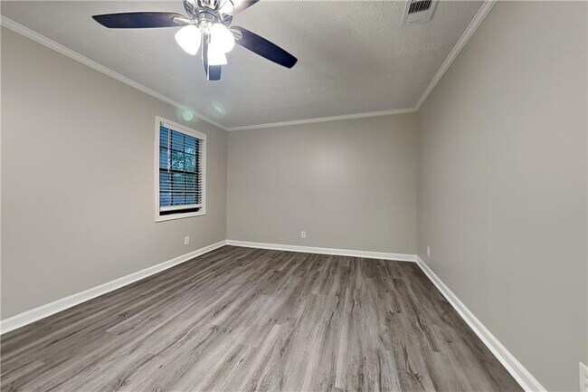 Foto del edificio - 3155 Mary Todd Ln