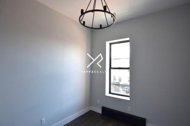 Building Photo - 1 bedroom in Brooklyn NY 11226