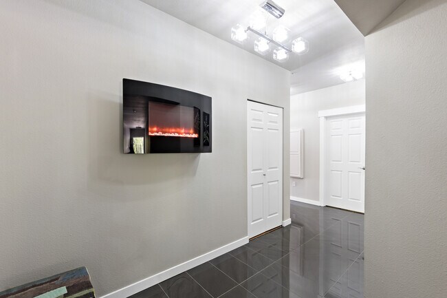 Foto del edificio - 14335 Simonds Rd NE