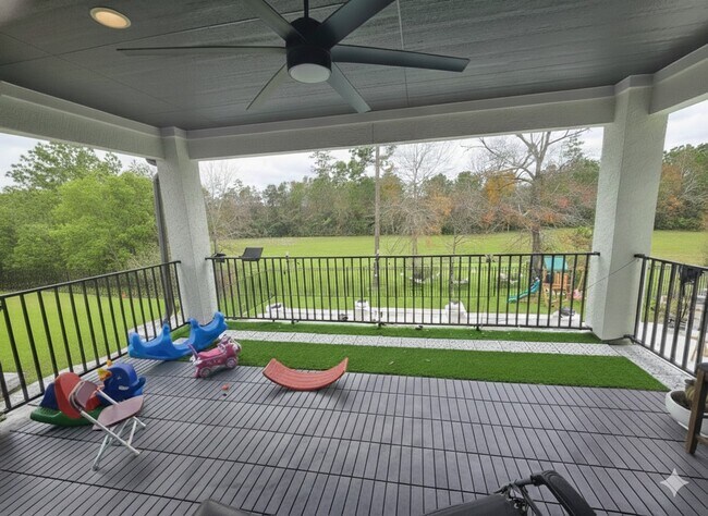 Foto del edificio - 27971 Presley Park Dr