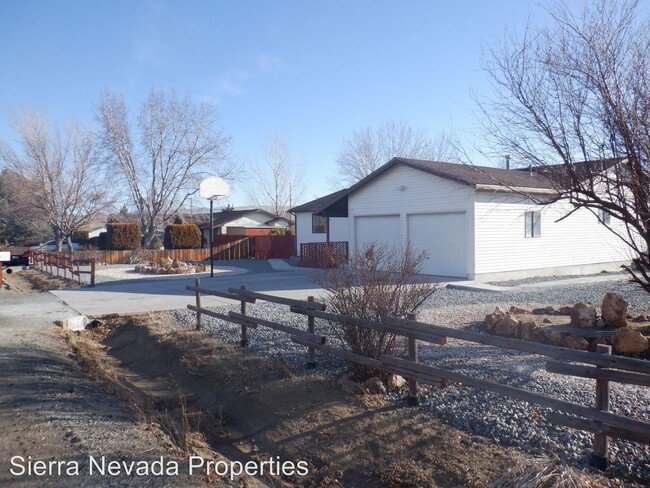 Building Photo - 5 br, 2 bath House - 10 North Tropicana