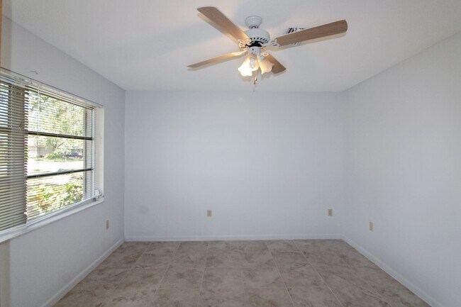 Building Photo - East Gate Annual Home for Rent