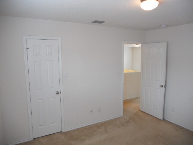 Building Photo - 9219 Hanover Cove