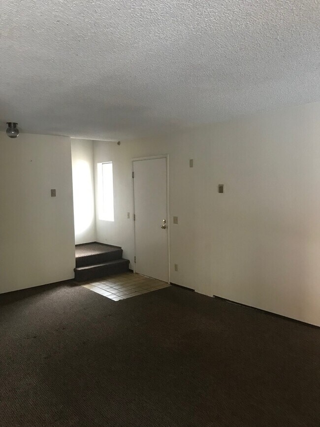 Foto del edificio - Spacious Condo Near Heavenly - Long Term Rental