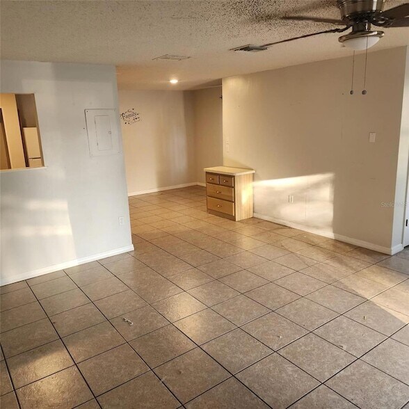 Foto del edificio - 305 NW 11th Ave