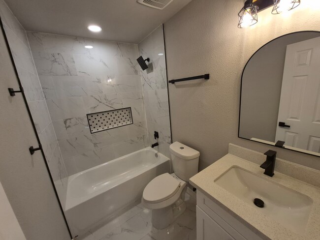 Photo - 3268 Holman St Apartment