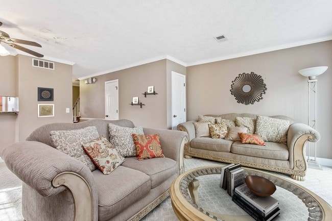 Foto del edificio - 3357 Spring Harbor Dr