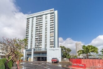 Building Photo - 2630 Kapiolani Blvd