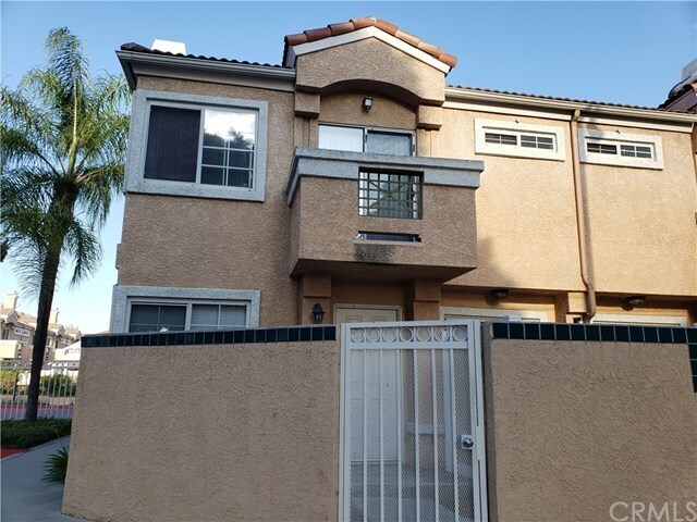 Building Photo - 4044 Rosemead Blvd