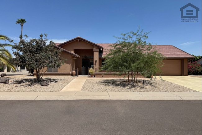 Building Photo - 17211 N Desert Glen Dr