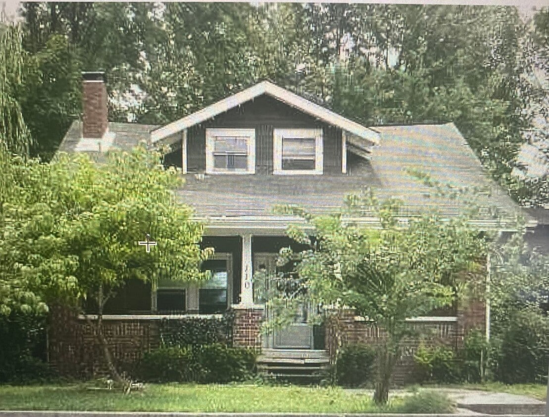 110 E Hillside Dr, Bloomington, IN 47401 House Rental in Bloomington