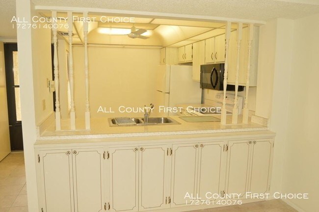 Building Photo - 2 bedroom in Largo FL 33774