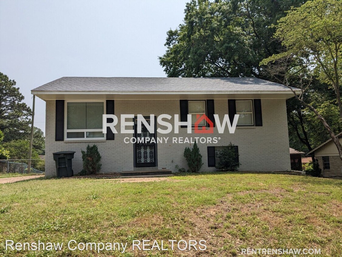 Primary Photo - 4 br, 2.5 bath House - 1327 Busby Ave