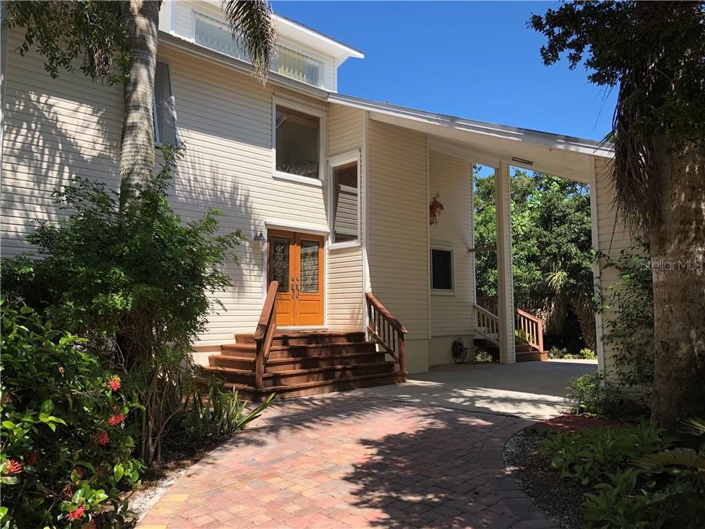 Primary Photo - 1191 Bayshore Dr