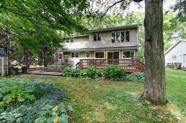 Foto del edificio - 4517 Stein Ave