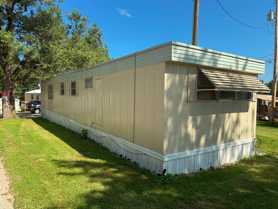 Foto del edificio - 4916 Brown Station Rd