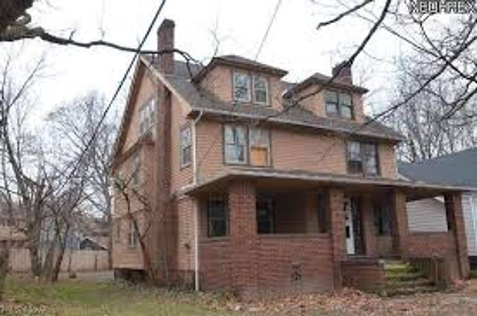 14422-4 Lee Blvd Cleveland Heights, OH 44118 – photo 2