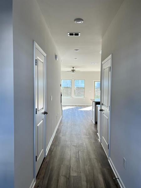 Building Photo - 5190 Glade Park Dr