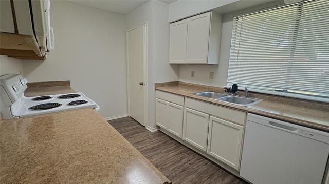 Building Photo - 1122 Pyramid Dr