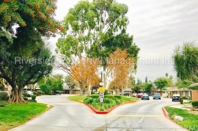 Foto del edificio - 4723 Jackson St