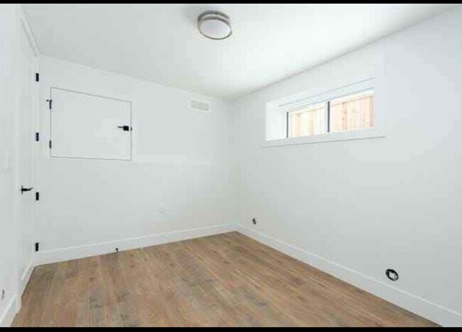 Building Photo - 2978 42nd Av E