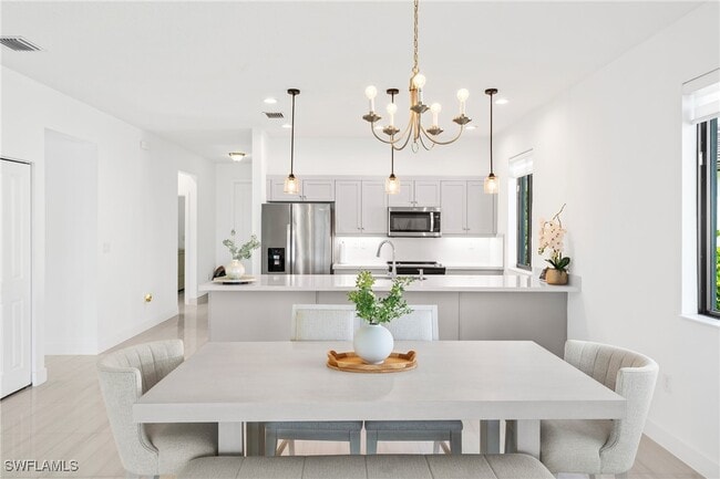 Building Photo - 4951 Brigata Wy