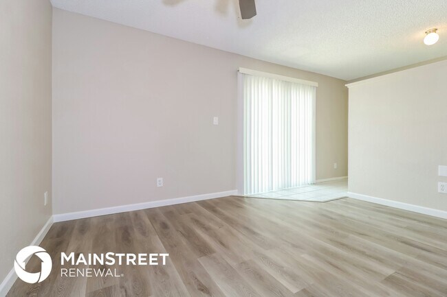 Foto del edificio - 8517 W Indianola Ave