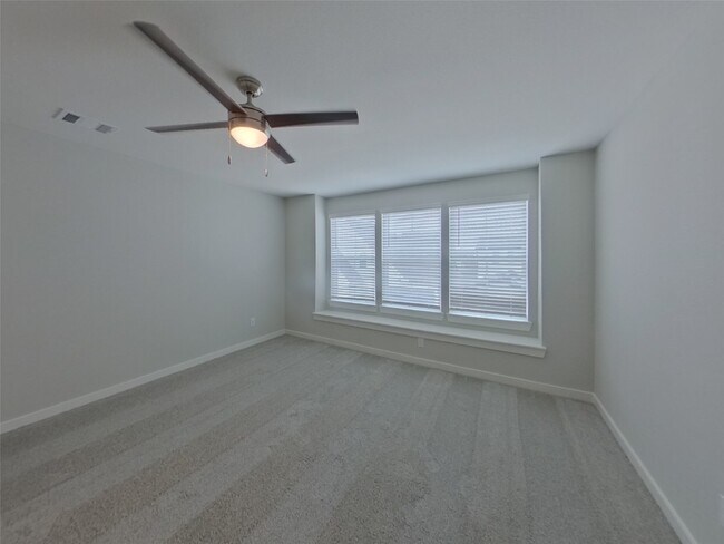 Building Photo - 22804 Terrazzo Dr