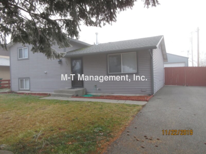 Primary Photo - 3 br/2 bath house with shop in Airway Heights