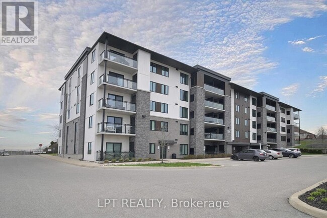 Building Photo - 104 Summit Ridge Dr