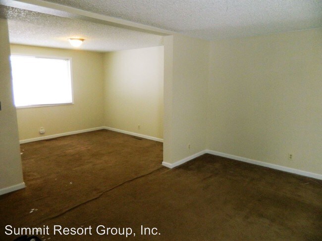 Building Photo - 3 br, 1.5 bath House - 252 Alpine Rd