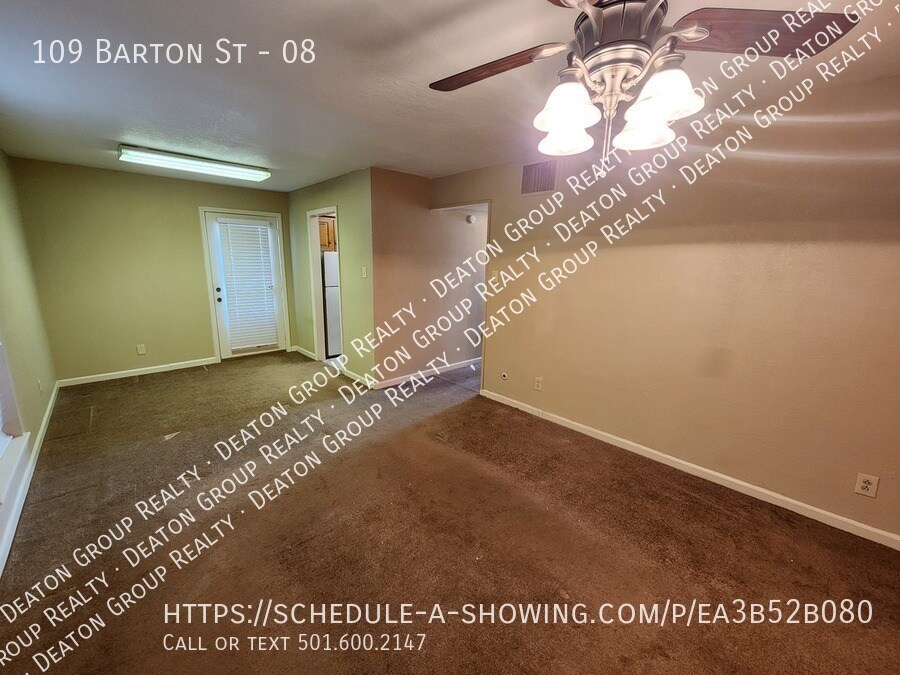 109 Barton St Unit 08, Little Rock, AR 72205 Room for Rent in Little