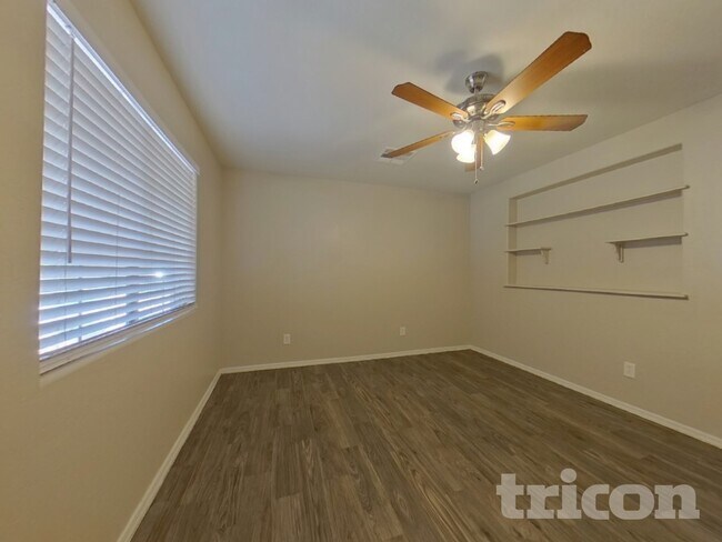 Foto del edificio - 2098 E Haflinger Way