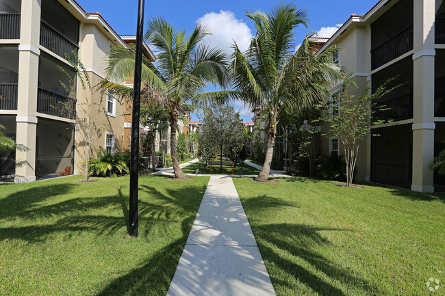 Building Photo - Casa Brera at Toscana Isles