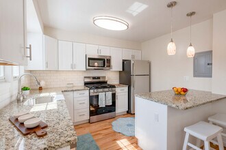 Building Photo - Jackson House Apartments