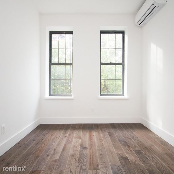 Foto del edificio - 1673 Woodbine St