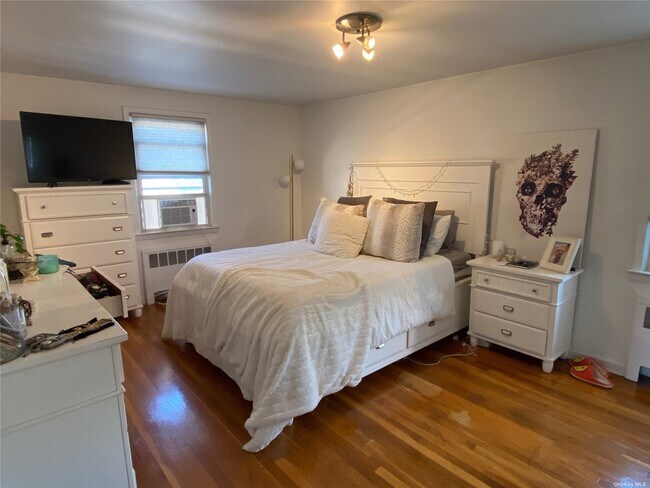 Foto del edificio - 375 W Fulton St