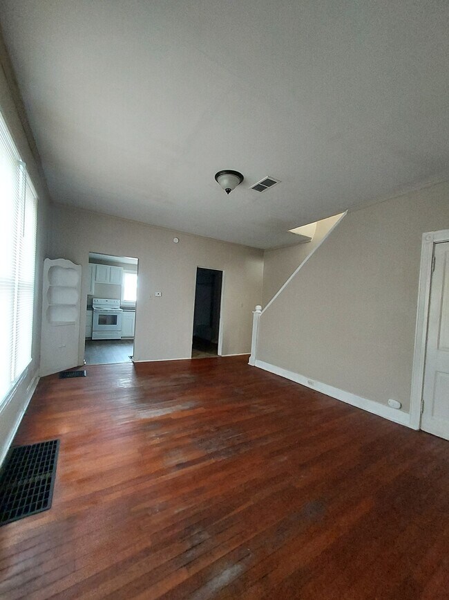 Foto del edificio - 30 S 6th St