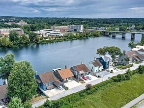 Building Photo - 1343 Waters Edge Dr