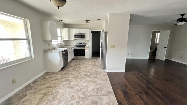 Building Photo - 8348 Angela Ct