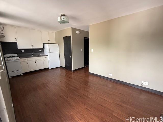 Building Photo - 1743 Huli St