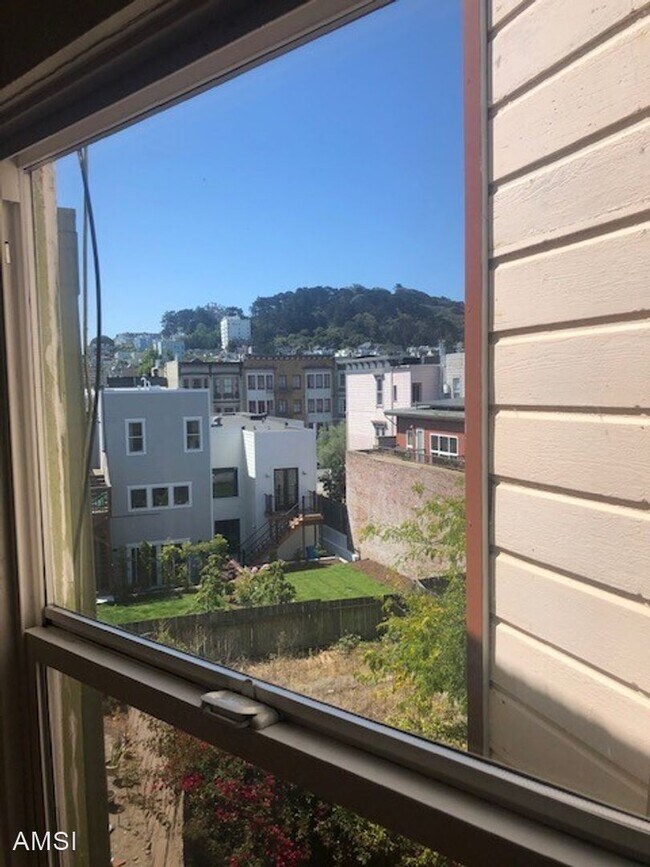 Foto del edificio - 3 br, 2 bath House - 1331 Grove Street