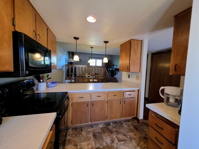 Foto del edificio - 2488 N Whispering Pines Way