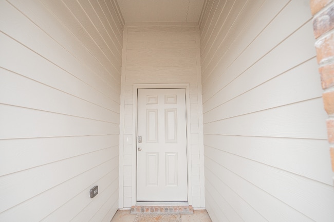 Photo - 2912 Firefly Dr House