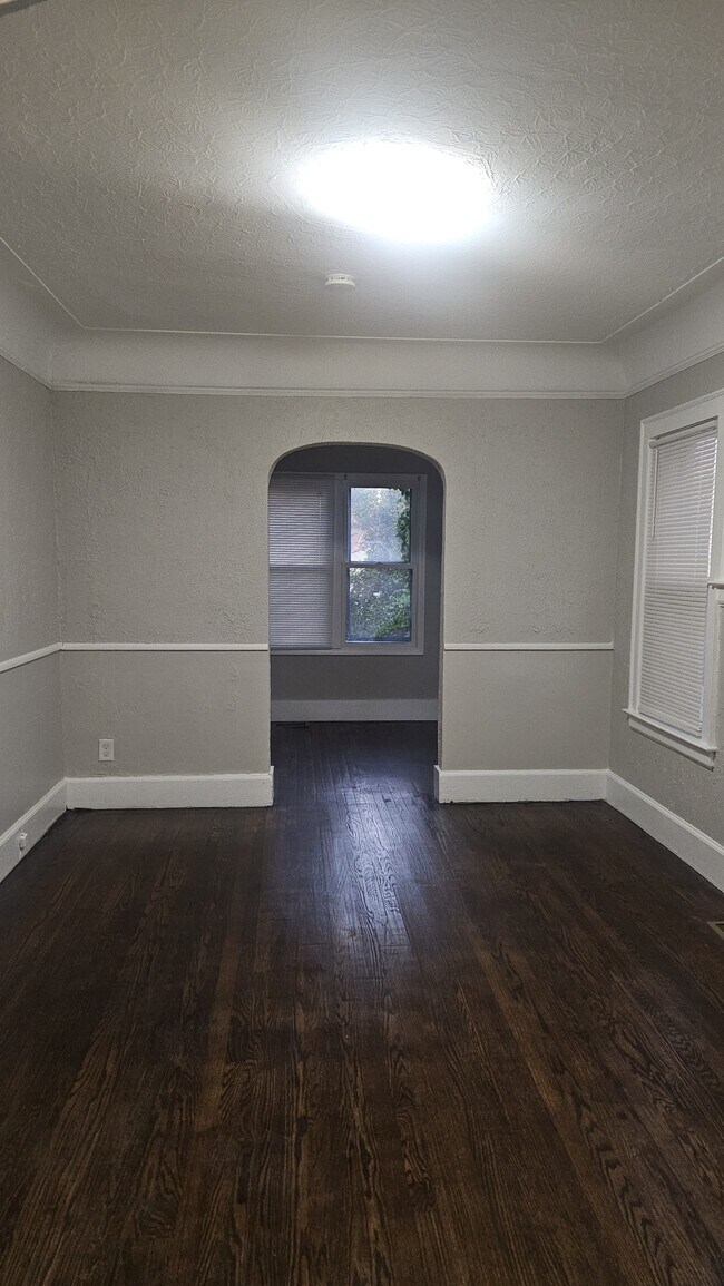 Foto del edificio - 16232 Birwood St