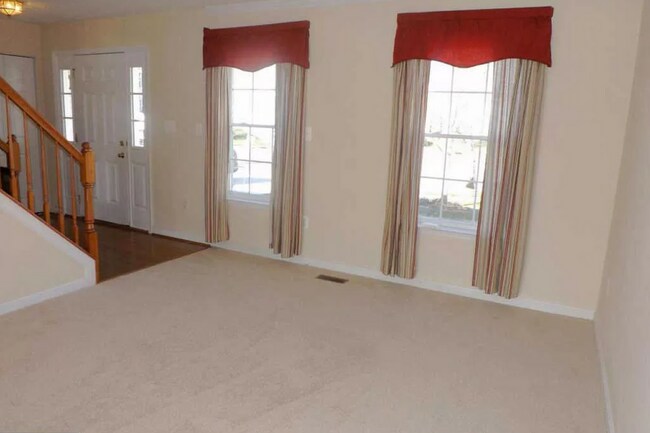 Foto del edificio - *Available Oct 15!!*  Fabulous Home in Qui...