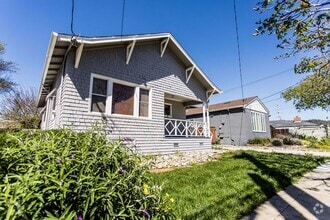Building Photo - 870 Joaquin Ave